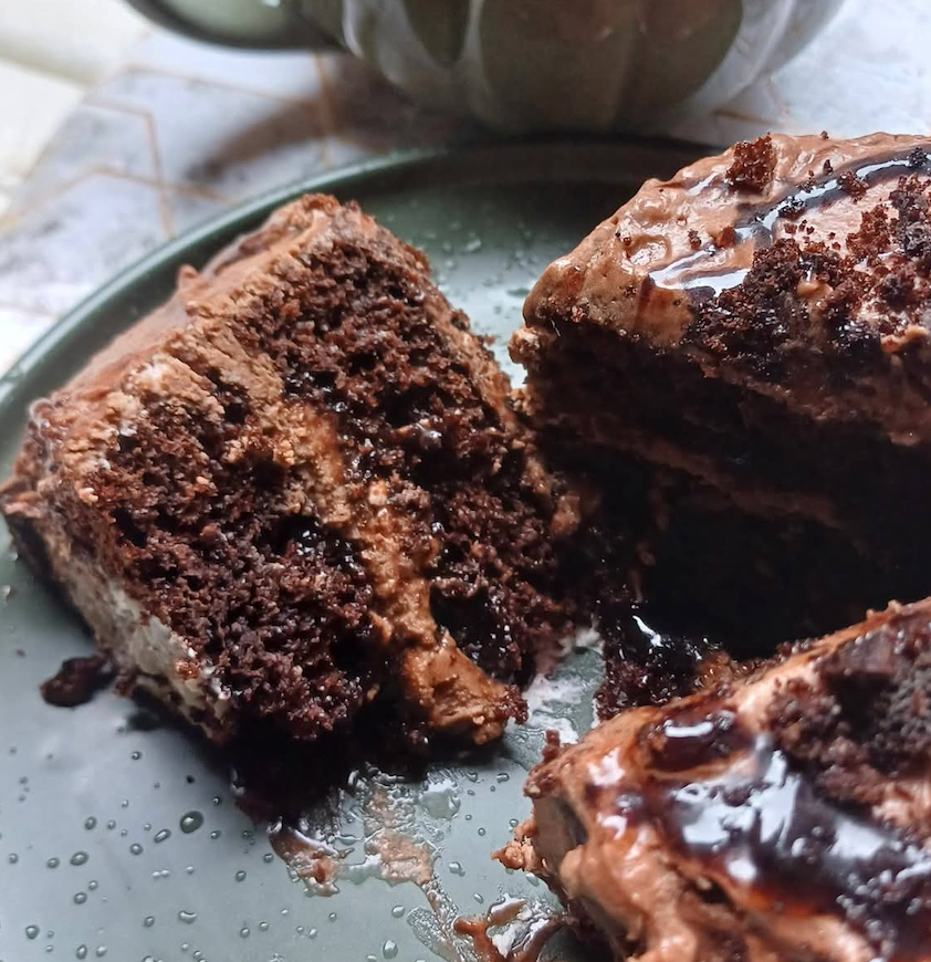 chocolate cakes by Bobo's Cakes